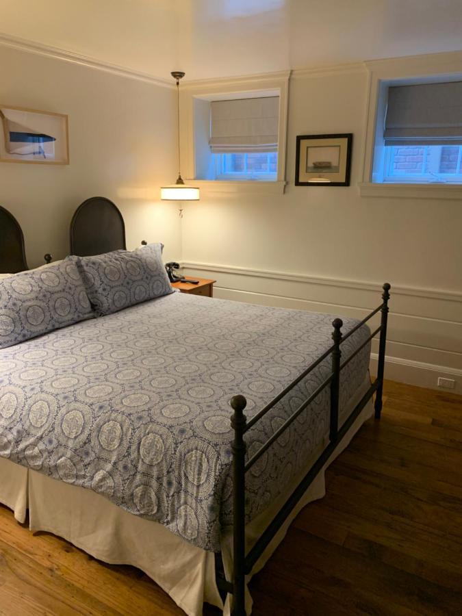 Greydon House Hotel Nantucket Room photo