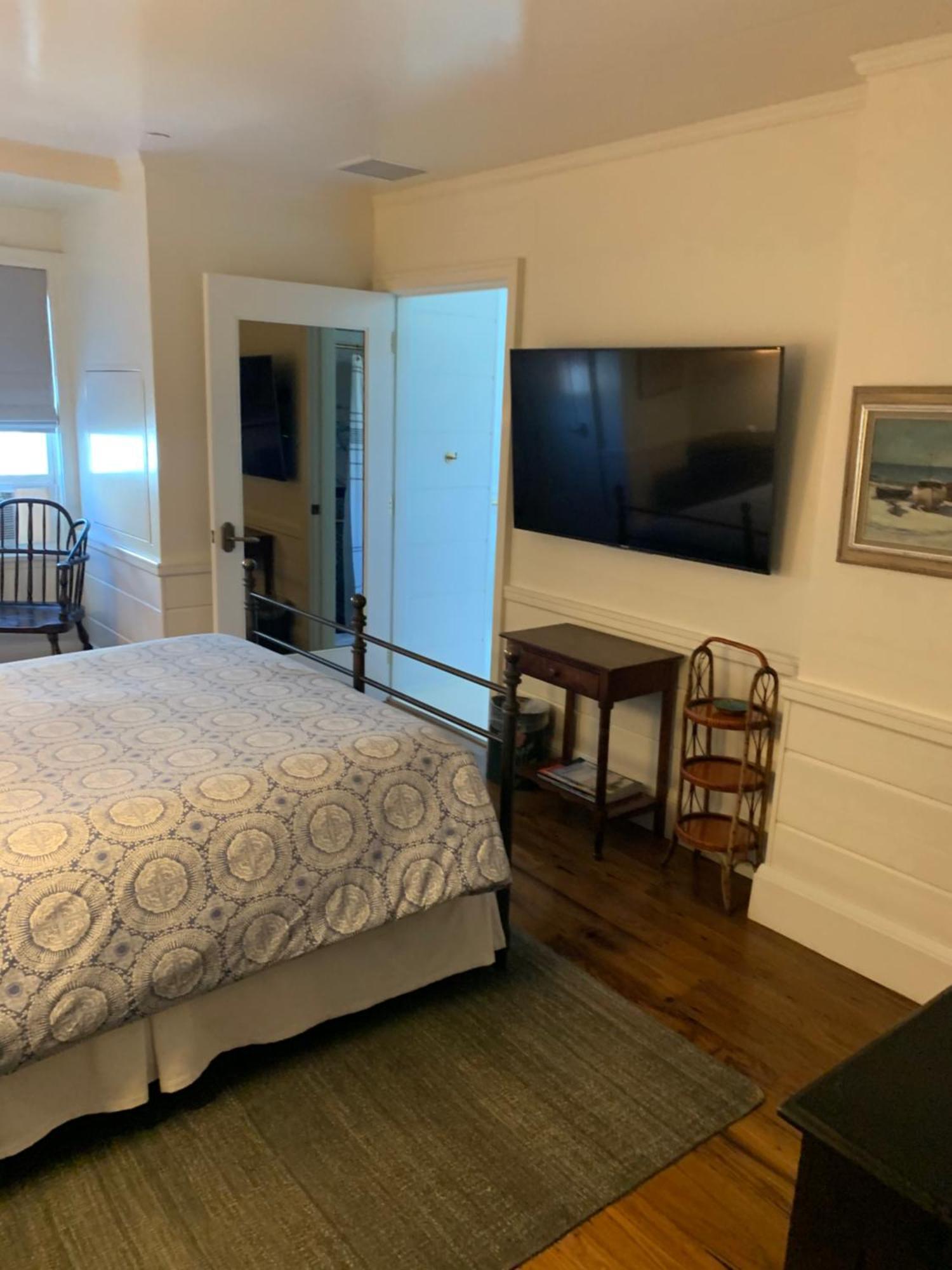 Greydon House Hotel Nantucket Room photo